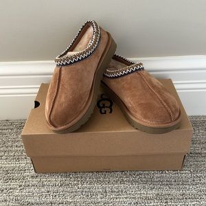 AUTHENTIC-BNWT Ugg Tasman women size 6